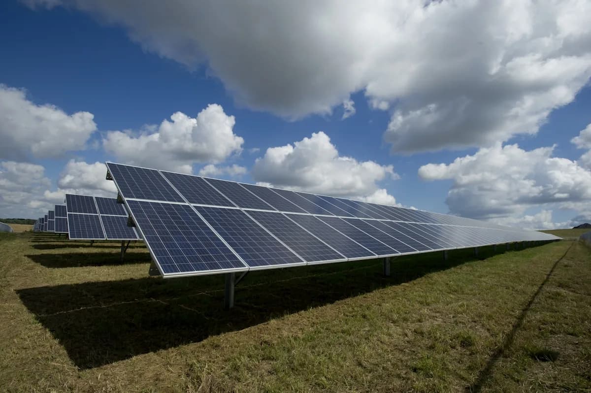Solar panel electrical cable installation